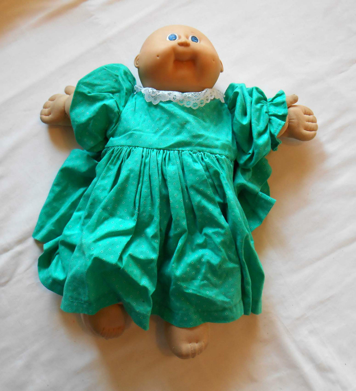 cabbage patch doll xavier roberts 1985