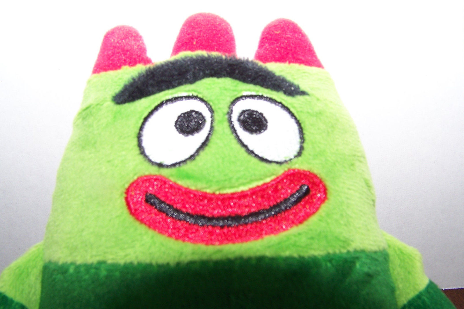 yo gabba gabba plush toys