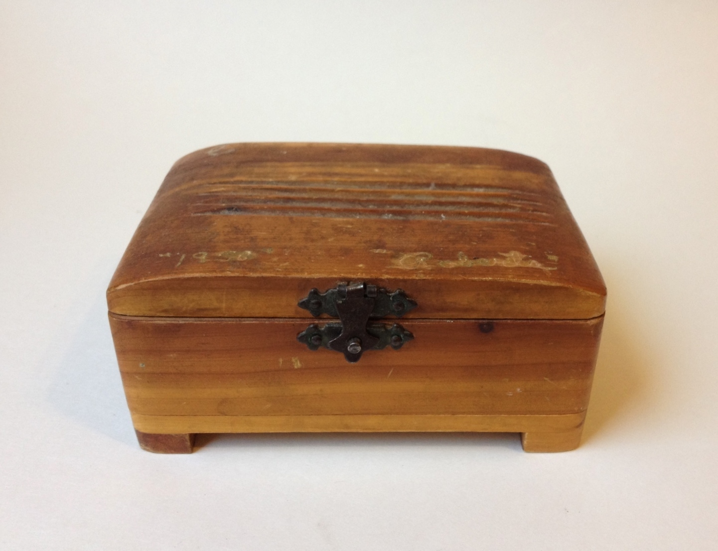 Vintage Carved Wood Trinket Jewelry Box Keepsake Engraved 