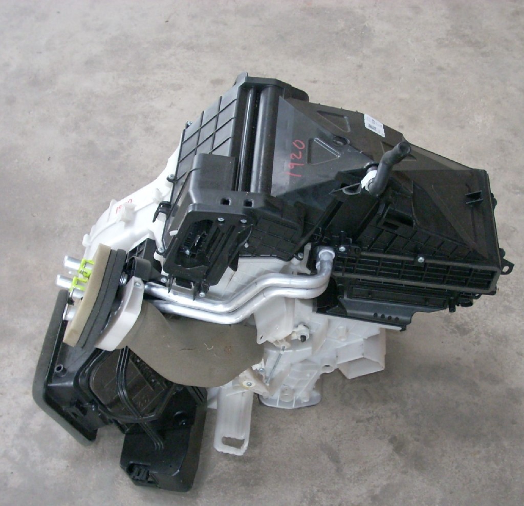 2012 MAZDA 3 HEATER BOX HOUSING CORE EVAPORATOR ASSEMBLY OEM