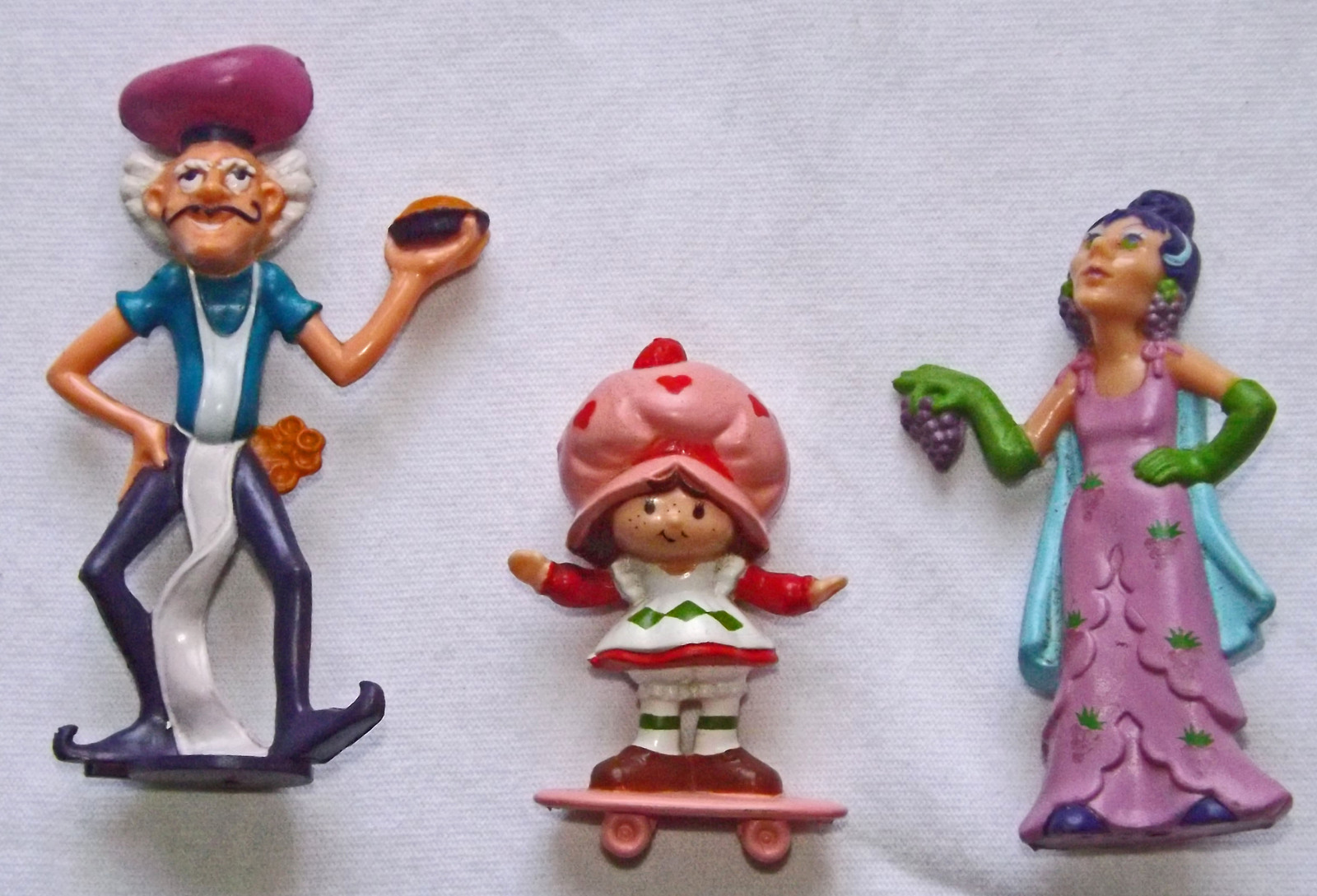 1981 Strawberry Shortcake Purple Pieman Sour Grapes Figures with ...