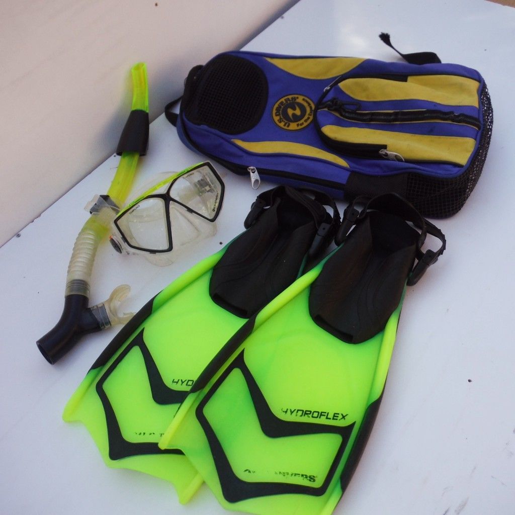 U.S. Divers Youth Child Kid's Snorkel Mask Flippers Swim Set Snorkels