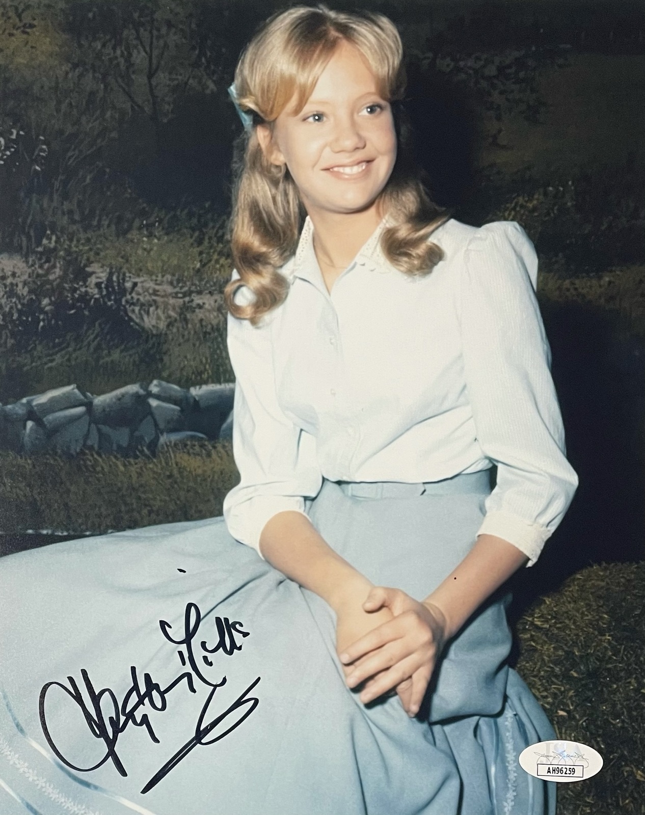 HAYLEY MILLS Autograph SIGNED 8” x 10” PHOTO The Parent Trap JSA
