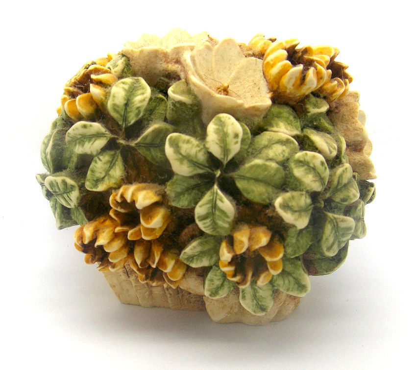 Lord Byron's Harmony Garden "Gardenia"/Harmony Kingdom/1999 Figurine