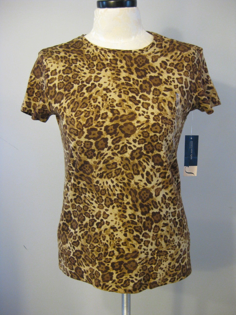 Jones New York Signature Collection Leopard Top Size L NWT - Tops & Blouses