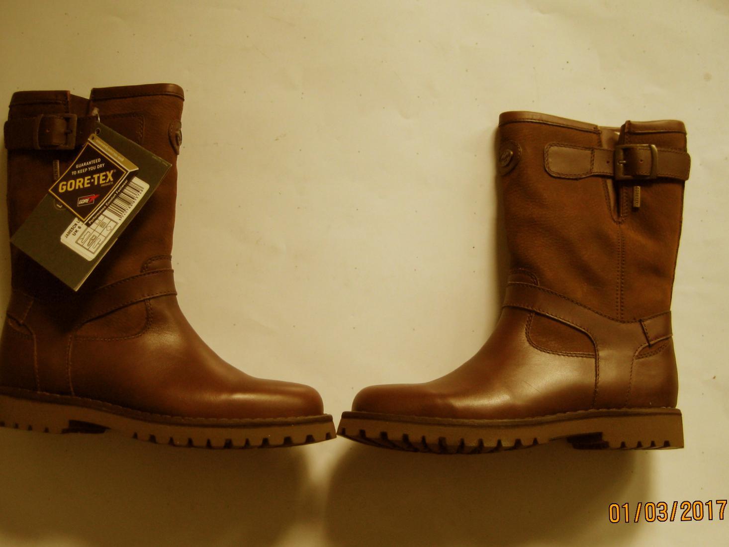 le chameau wide calf women's