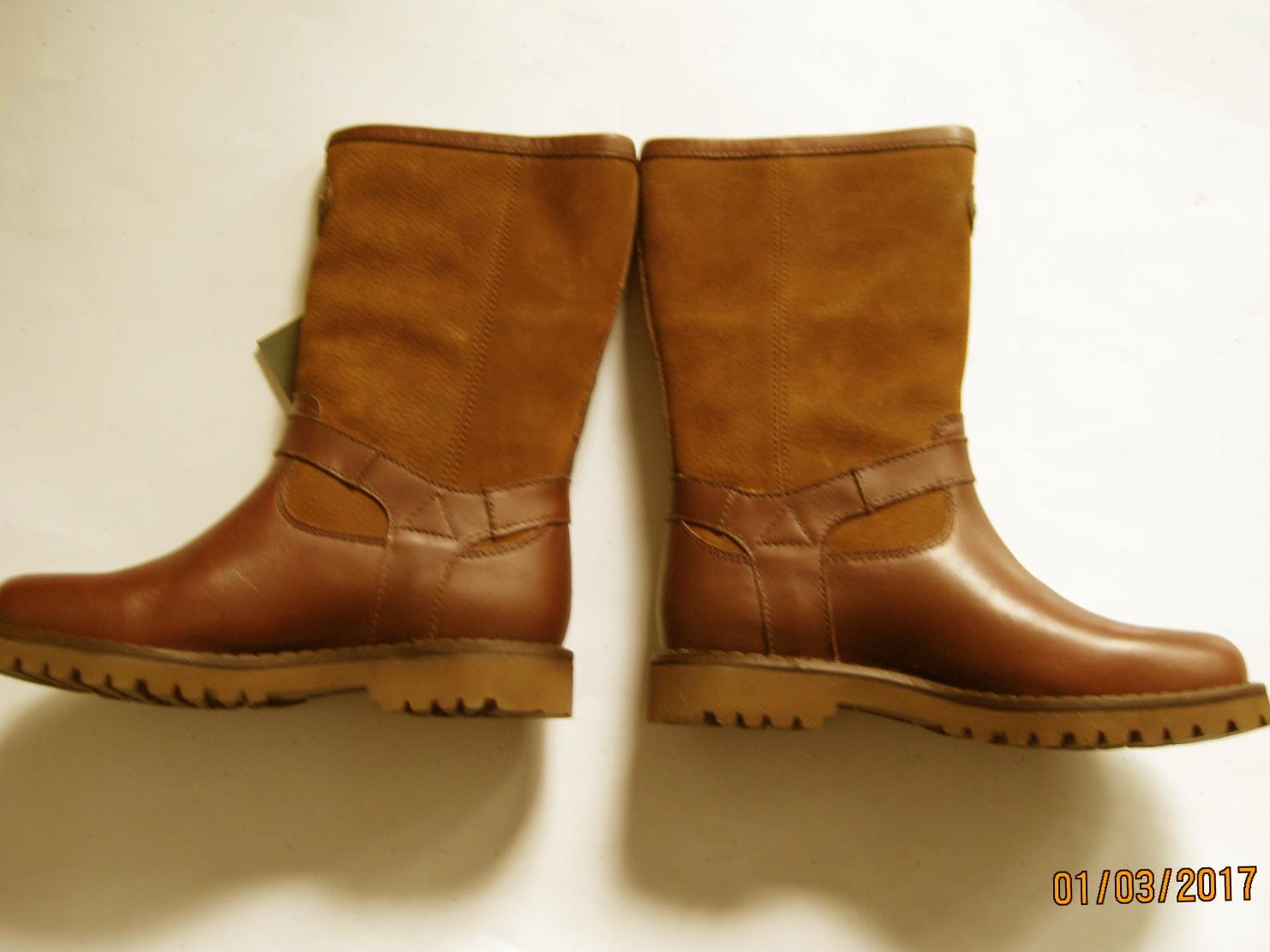 le chameau wide calf women's