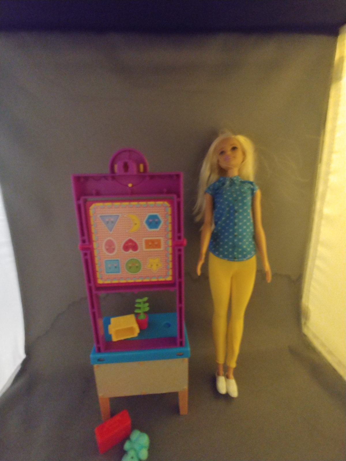 barbie careers teacher playset