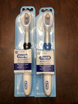 2X Oral-B 3D White Electric Toothbrush Battery Power Battery Included - $14.01