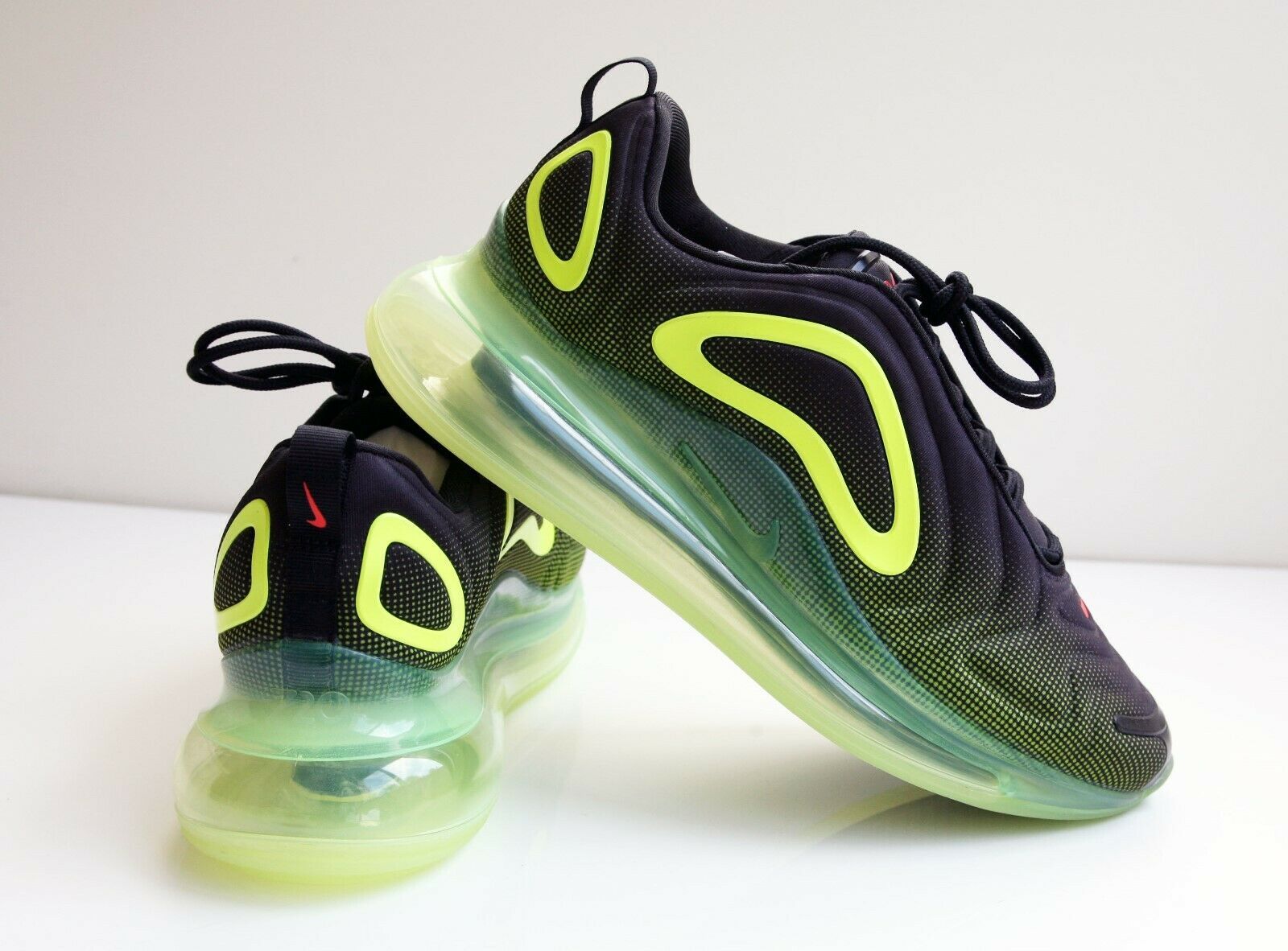 Nike Air Max 720 Men's Shoes. Black/Green. Size:10 REG$180. NO BOX. BRAND NEW - Athletic