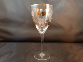 VINTAGE TOSCANY ETCHED WINE GLASS with GOLD LEAVES, MINT - $8.91
