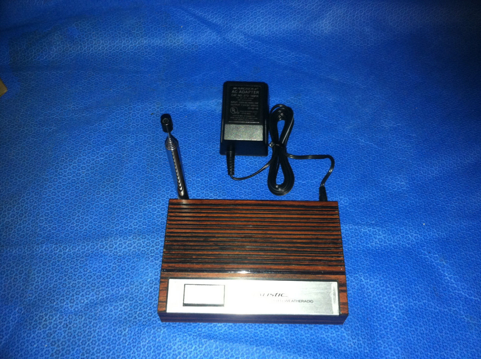 Vintage Realistic Radio Shack Crystal Controlled Weatheradio EUC Model