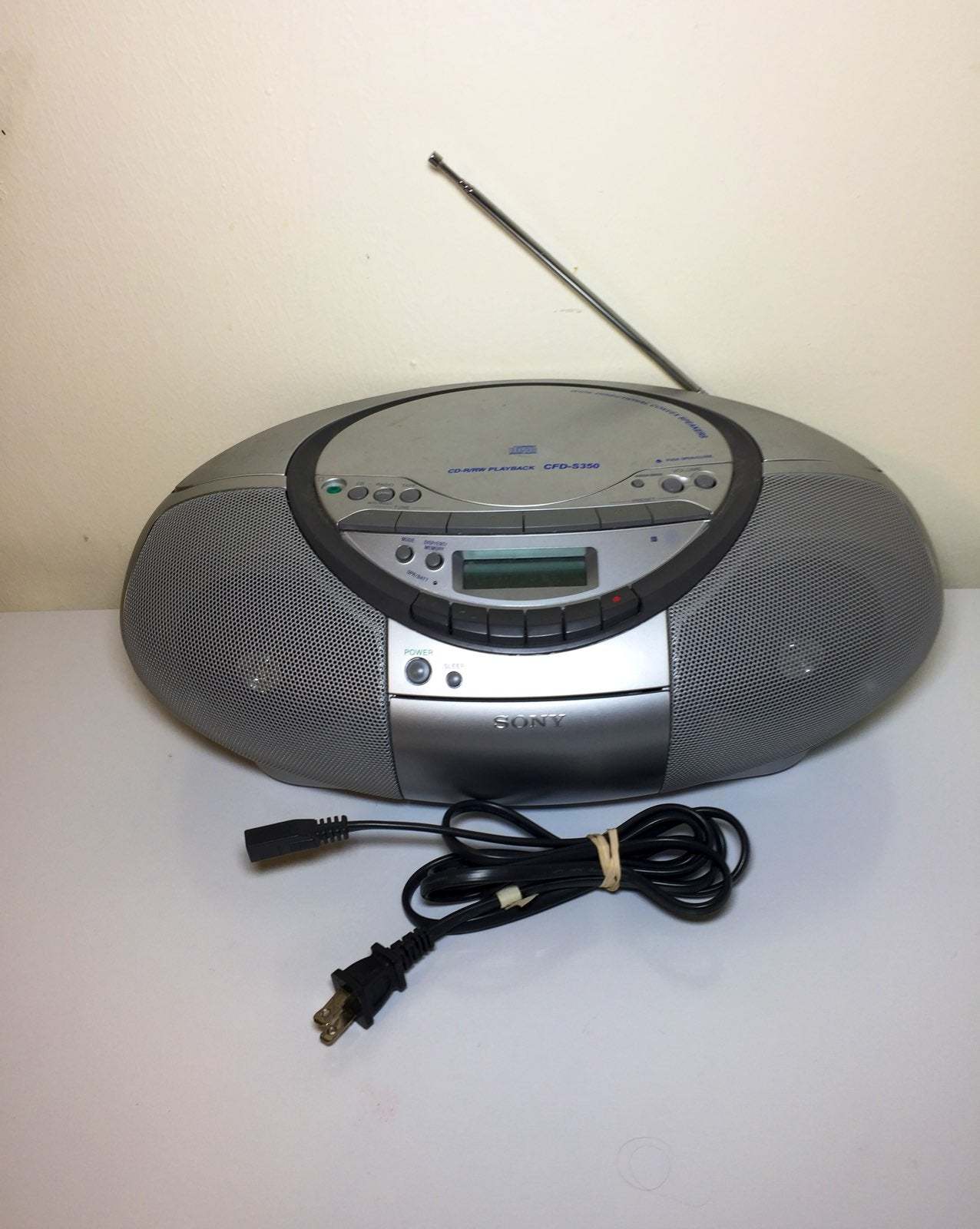 EUC Sony CFDS350 Cd Radio Player Cassette Boom Box Boomboxes