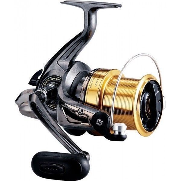 DAIWA CROSSCAST 4000 Surf Spinning Reel - Spinning Reels