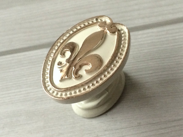 fleur de lis cabinet knobs and pulls