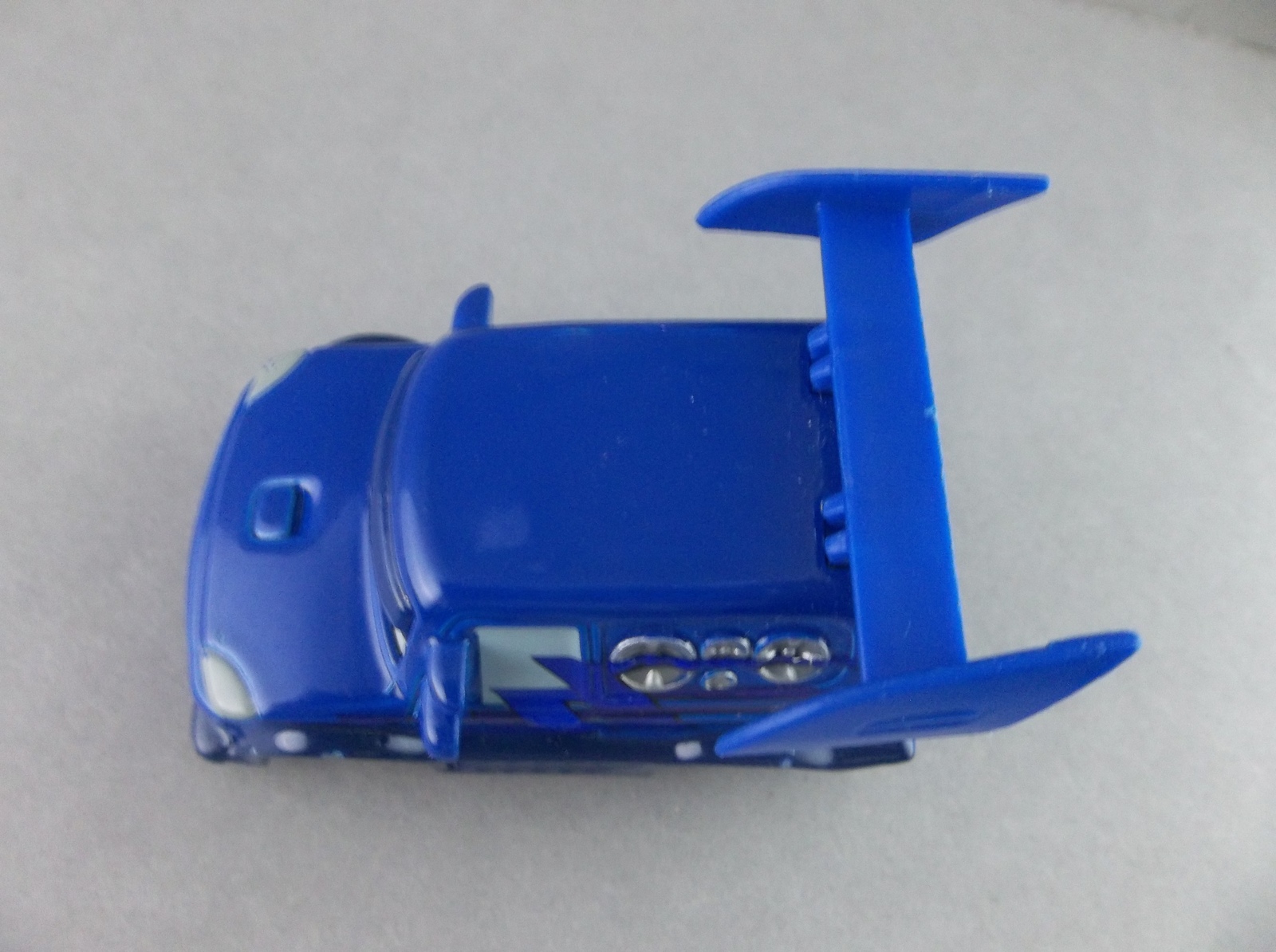 Disney Pixar Cars DJ Tuner Sound System Diecast Car Cars