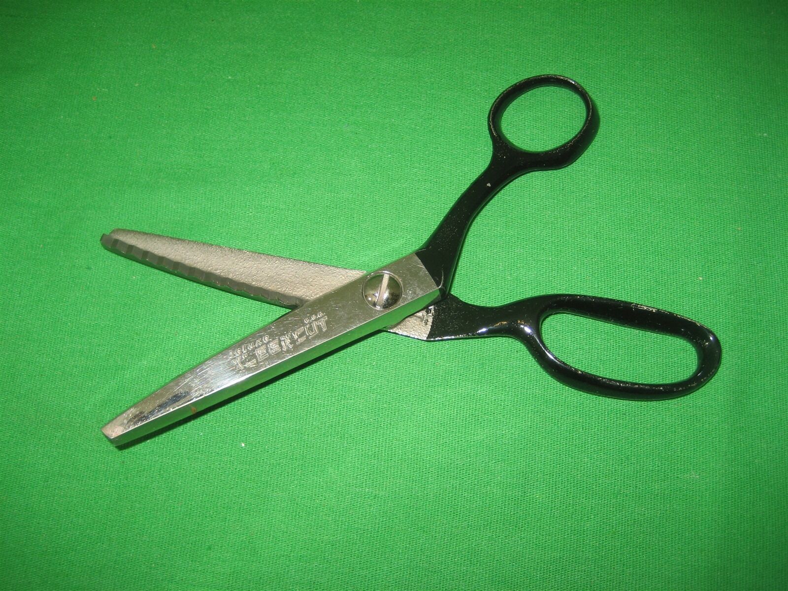 Vintage Kleencut Pinking Shears with the Automatic Stop ACME Shear Co