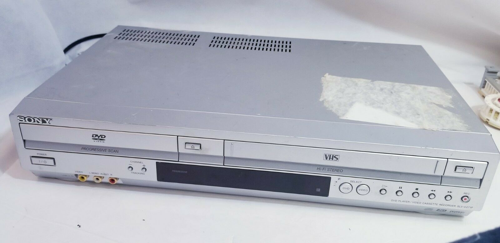 Sony SLVD271P Combo DVD + VCR DVD/VCR Combo Silver tone VHS recorder