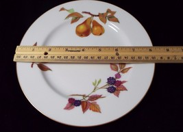 Royal Worcester Evesham Gold 8 1/4&quot; Salad Plate Peach/Pear England Backs... - $19.99