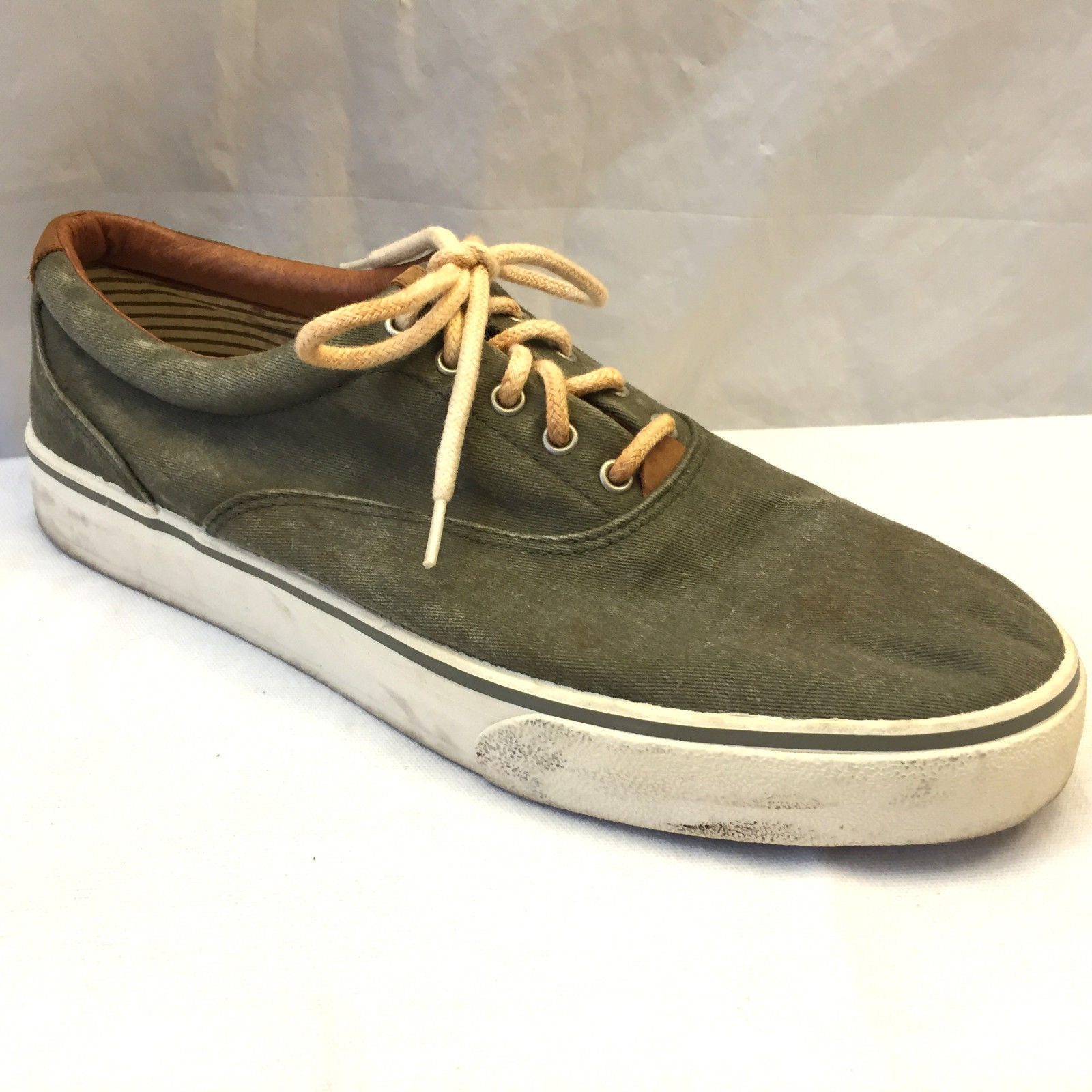 G.H. Bass Sneakers Canvas Mens Size 11.5 M Olive Lace Up Casual Boat