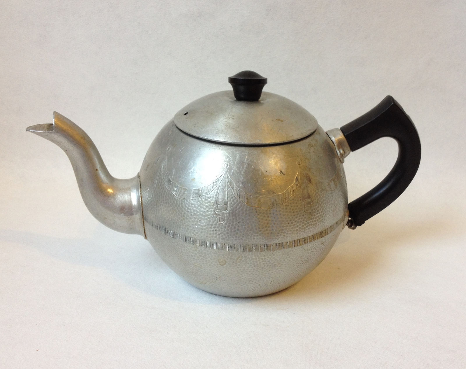 Tea Pot Swan Brand Empire Vintage Kettle Engraved 4 Cup England Collectible Tea Pots, Sets