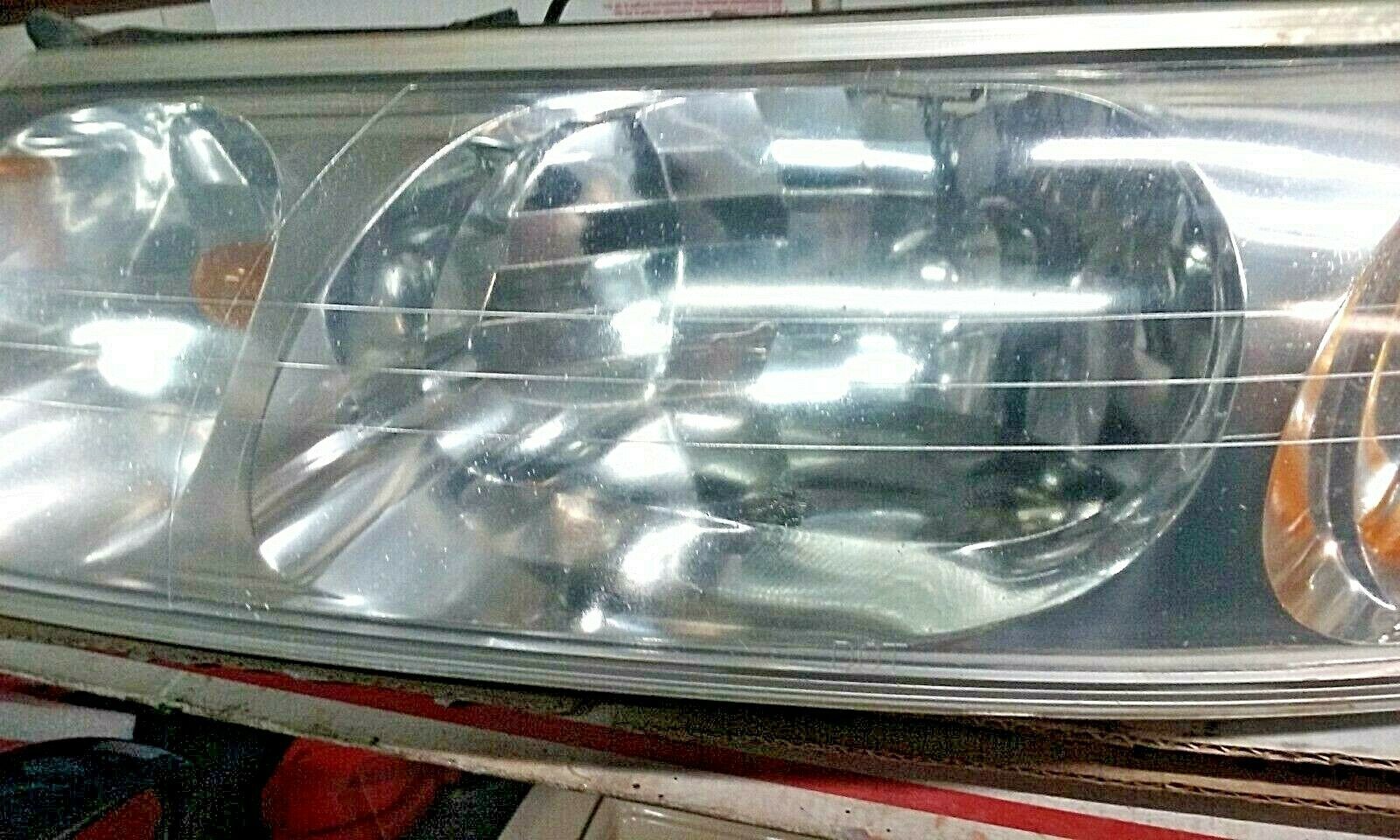 19982002 LINCOLN CONTINENTAL DRIVER LEFT HEADLIGHT ASSEMBLY Headlights