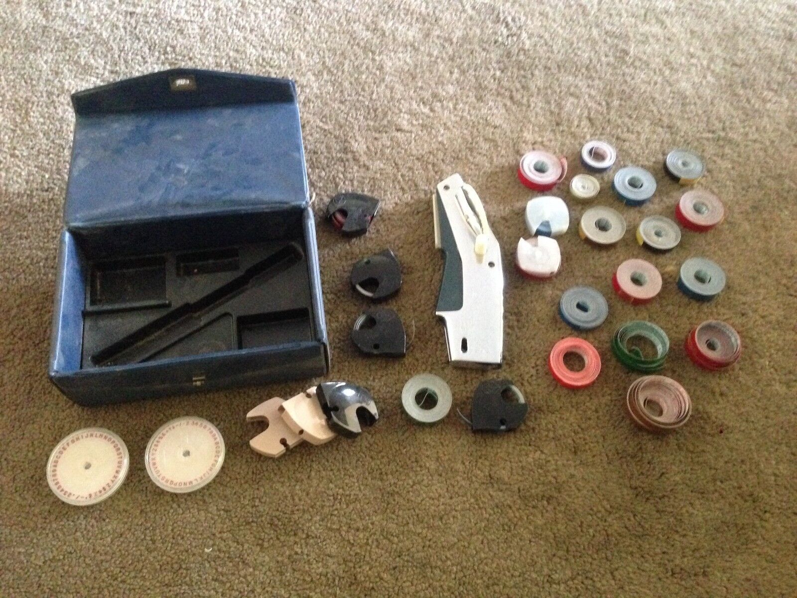 Vintage Dymo Label Maker plus extra label tape Label Makers