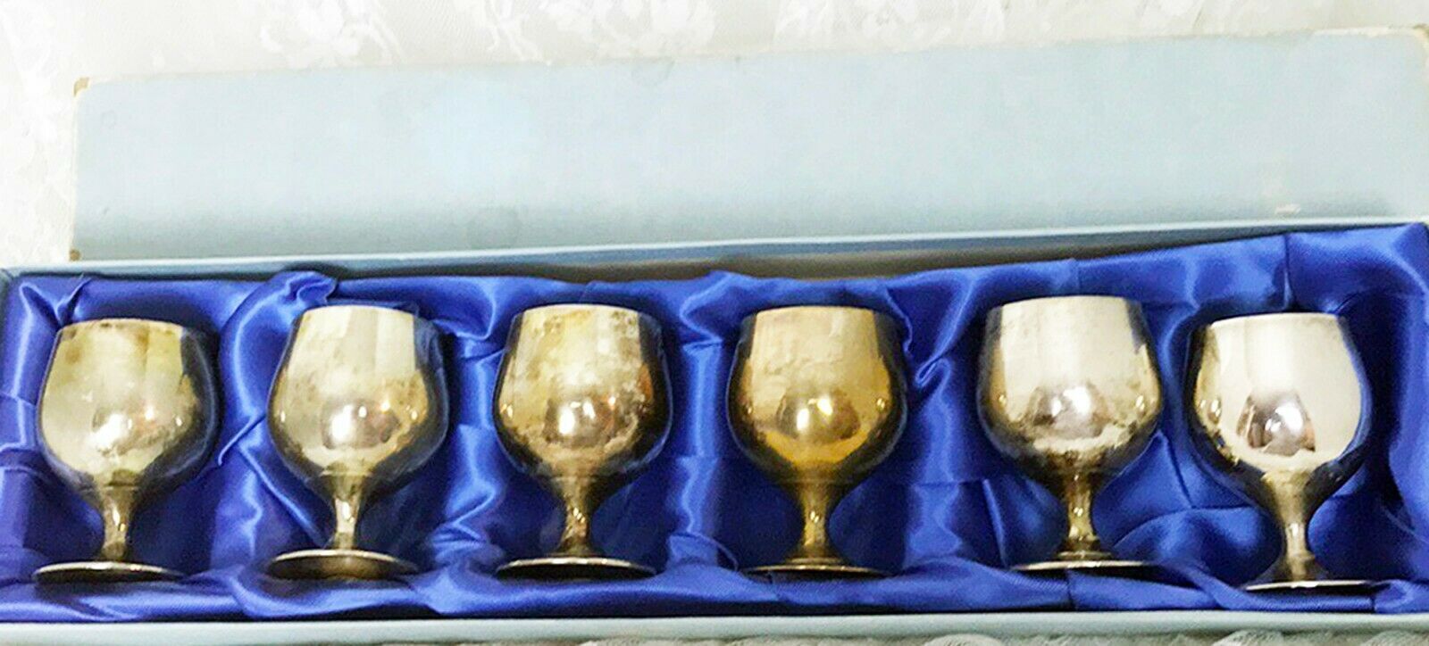 Set of 6 Silver Plate Cordial Liqueur Shot Stem Goblet Glasses Tray Grape Leaves Pattern Vintage