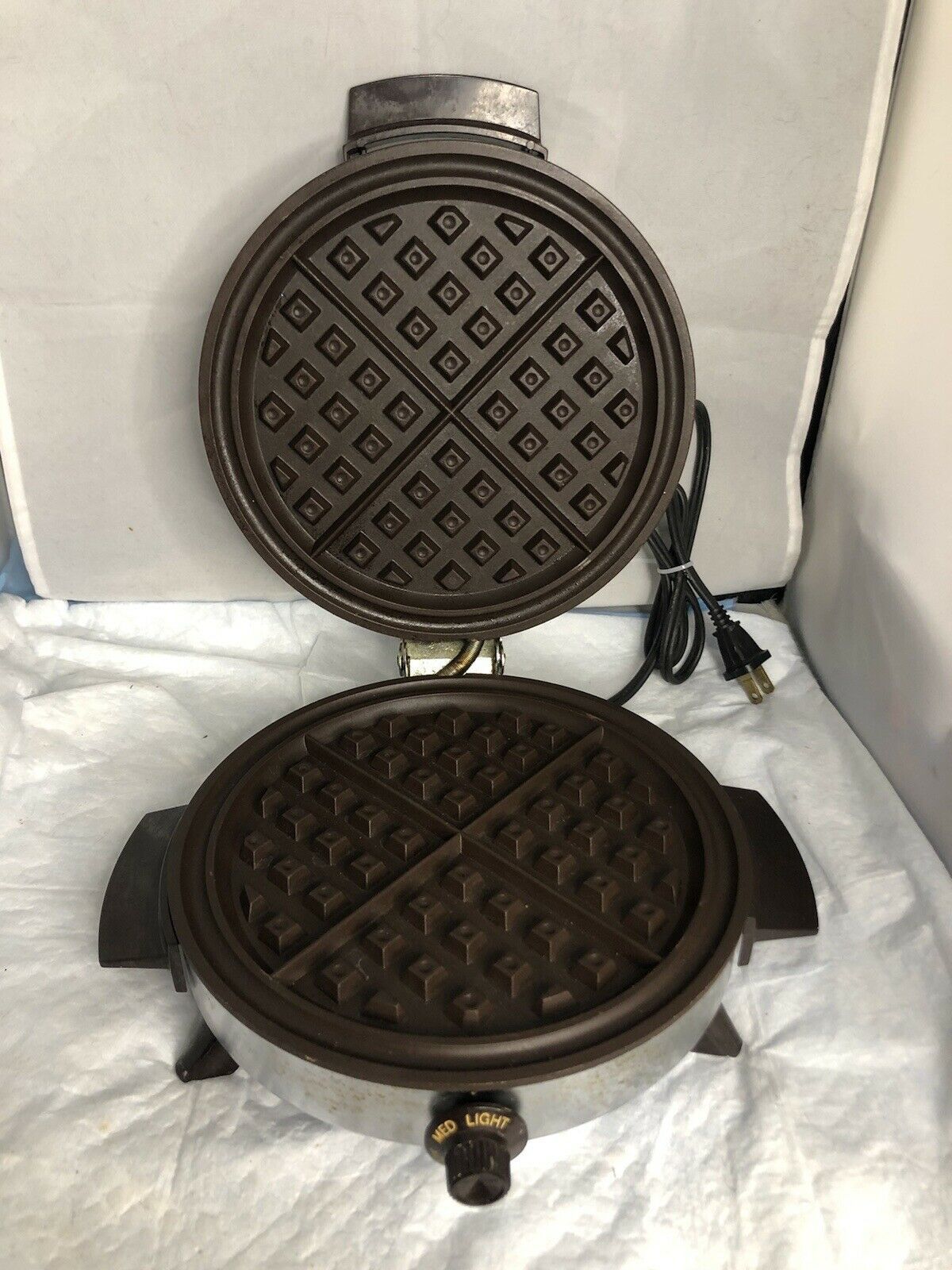 toastmaster belgian waffle maker vintage