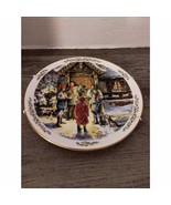Royal Doulton Carolling Family Christmas Collector’s Plate 1989 First in... - $12.19