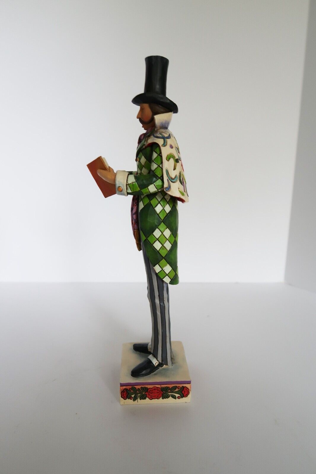 jim shore caroler