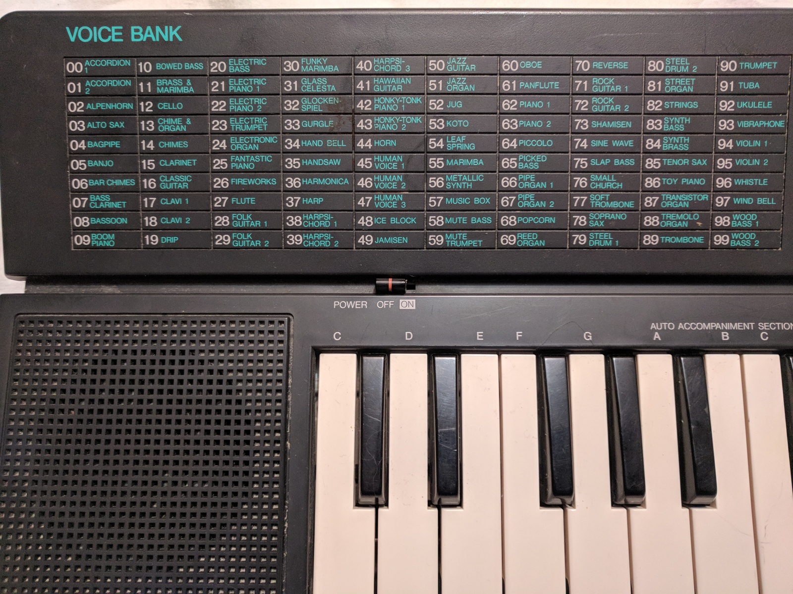 Yamaha PSS140 vintage music keyboard. Simple, retro, fun! Electronic