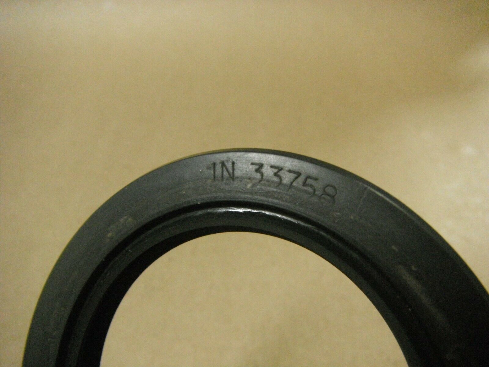 GACO IN 33758 DOUBLE LIP OIL SEAL Seals, ORings & Gaskets