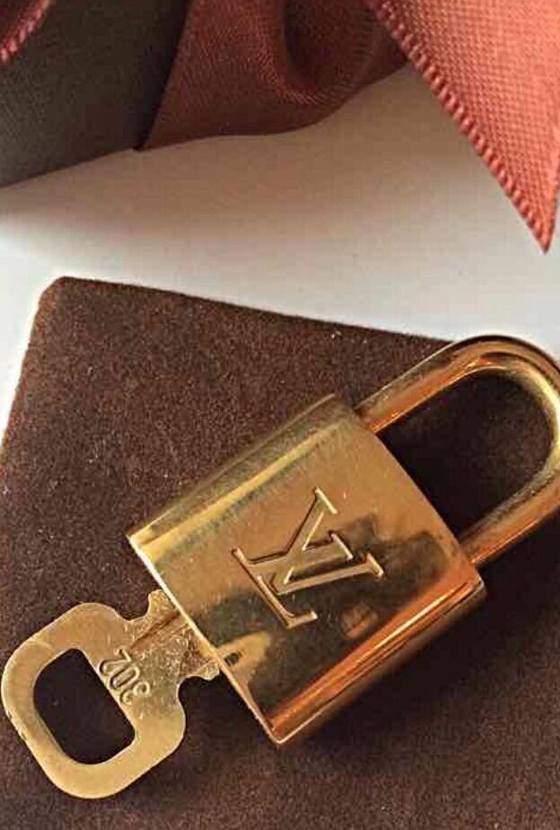 LOUIS VUITTON Polished Padlock Lock & Key GIFT BOX Louis Vuitton Pouch - USA - Handbag Accessories