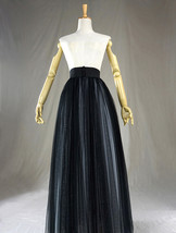 Black White Layered Tulle Skirt Outfit High Waisted Maxi Black Evening Outfit  image 11
