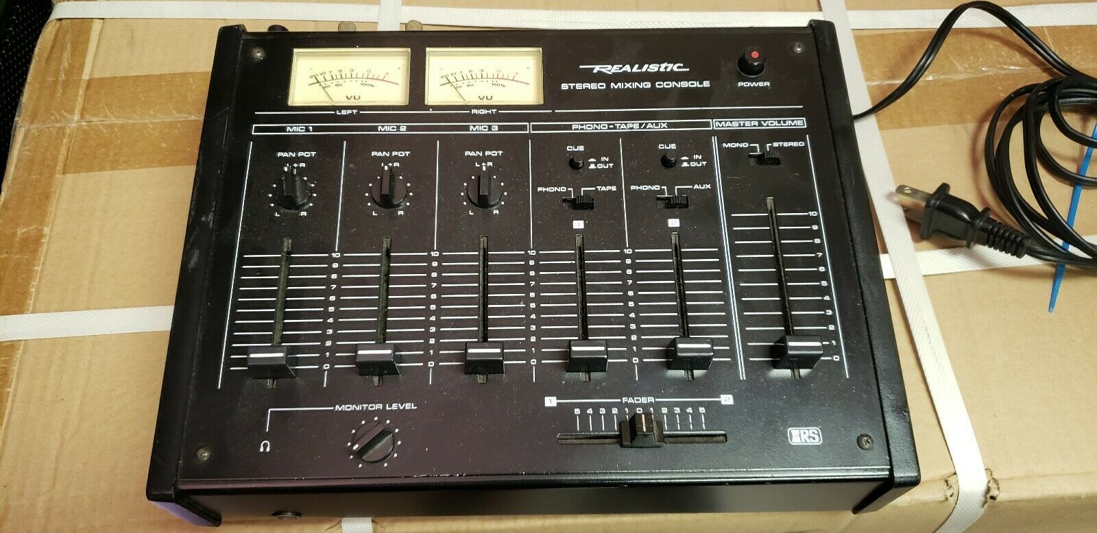 Vintage Realistic Audio Dj Mixer 32 1200b Stereo Mixing Console Radio