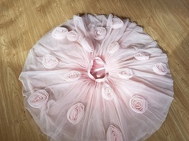 Women Black Midi Tulle Skirt with Flower Plus Size Ruffle Tutu Midi Skirt Outfit image 11