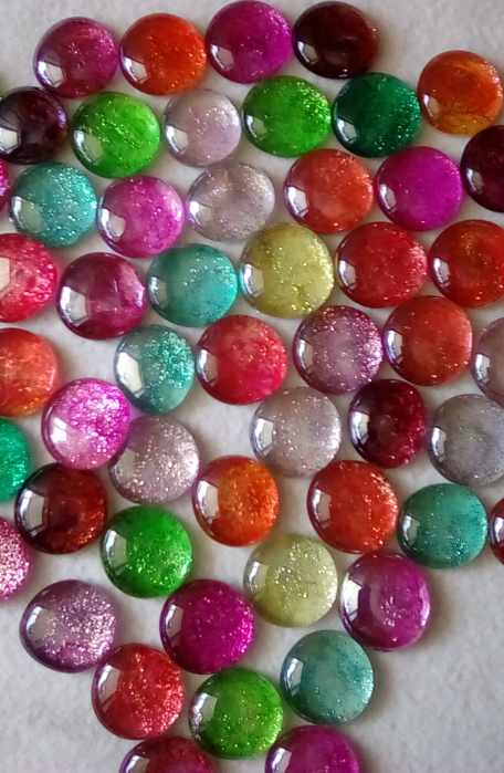 200 Assorted Round Flat Back Glass Glittered Gems and Glow in the Dark ...