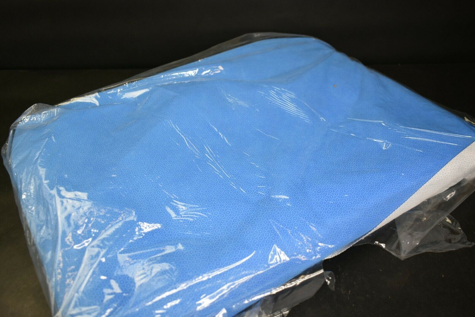 Halyard SmartFold Sterilization Wrap AntiCling Treated 40" x 55" H650