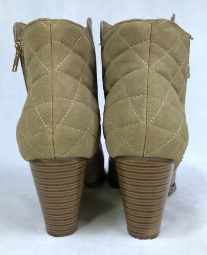 dauphine block heel bootie