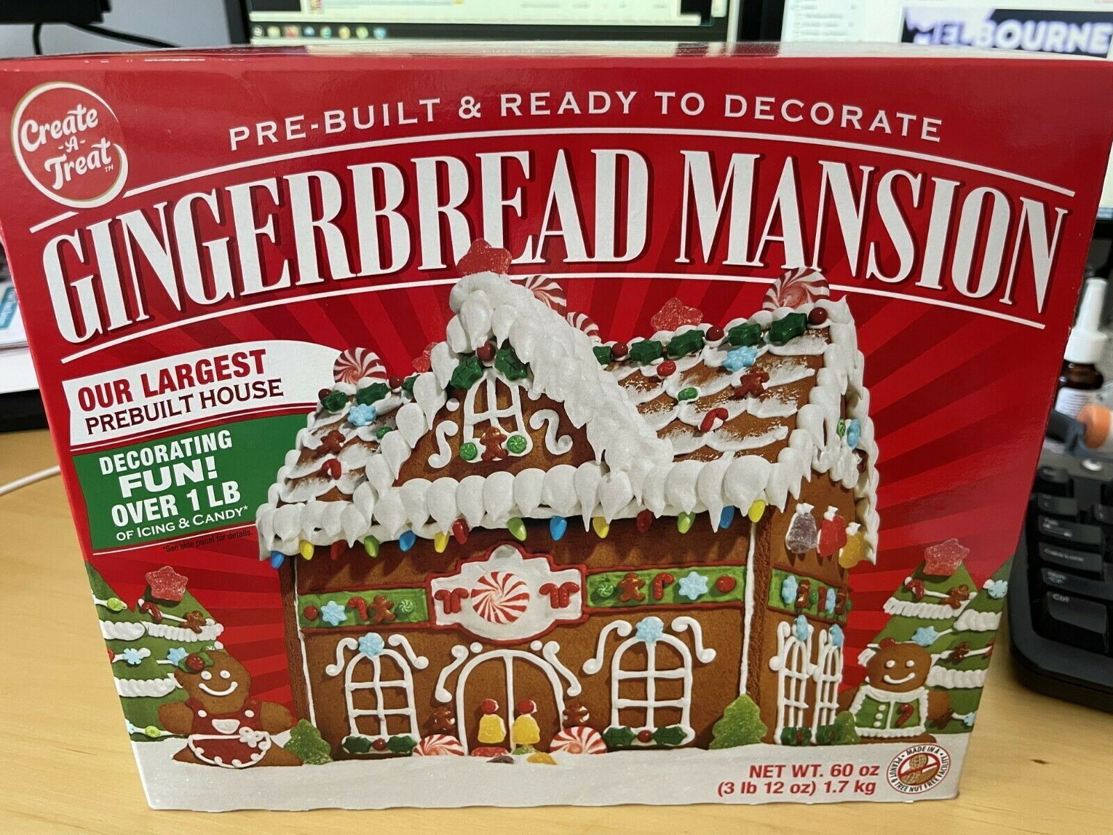 Create A Treat/CostCo Gingerbread Mansion PreBuilt Kit 1lb+ Of Candy