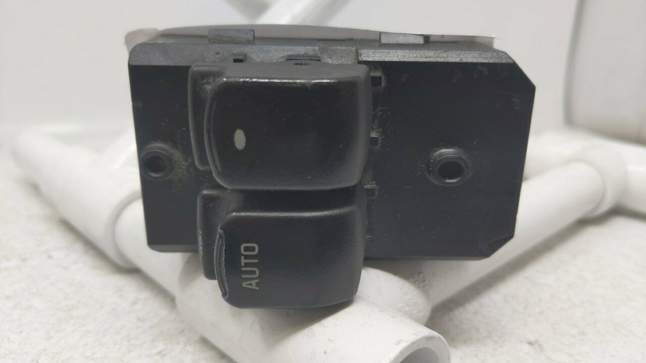 08 Uplander Master Power Window Switch Left Driver Black 17U080