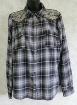 Day Trip Women&#39;s Large Long Sleeve Gray Plaid Flannel Shirt Embroidery o... - $16.71