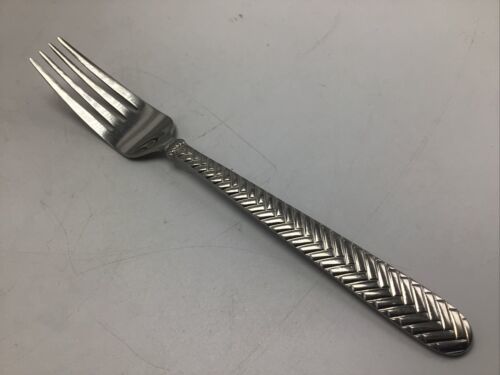 Wallace Flatware REINS Rounded Stainless 18/10 Dinner Fork Braid Weave Chevron - $22.24