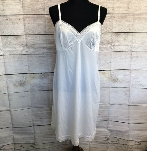 Vanity Fair Vintage Dress Slip ~ Sz 22 38/44 ~ White ~ Knee Length