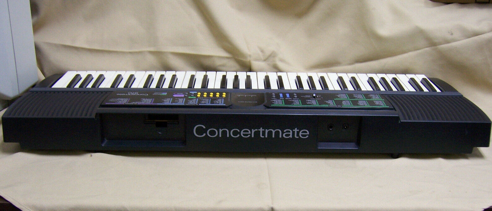 Casio CTK-480 Concertmate 970 Musical Keyboard 100 Sounds 50 Rhythms 20 ...