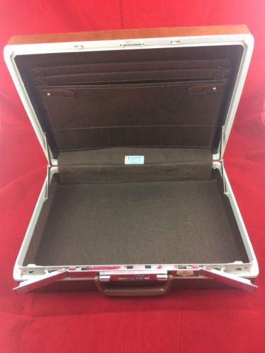 samsonite classic 100 briefcase