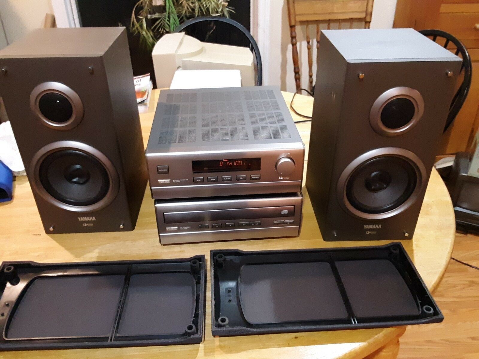 Yamaha RX-S70 and CDC-S90 tuner amp cd player and NX-S70 speakers ...