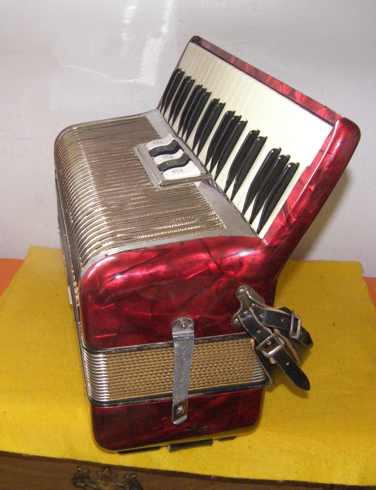 Hohner Contessa II Accordion A 120 Bass Original German Made