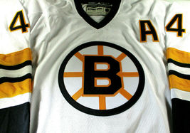 BOBBY ORR / AUTOGRAPHED ADIDAS 1975-76 BOSTON BRUINS THROWBACK JERSEY / GNR COA image 2